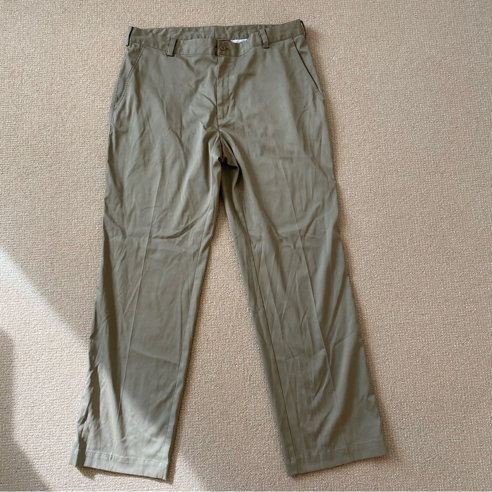 Men's Nike Golf Khaki Pants 38x32